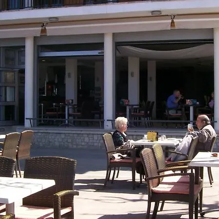 Encant 3* 엘아레날