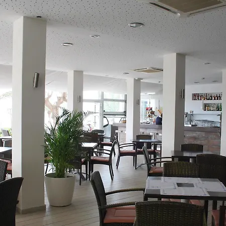 Encant Hotel 3*